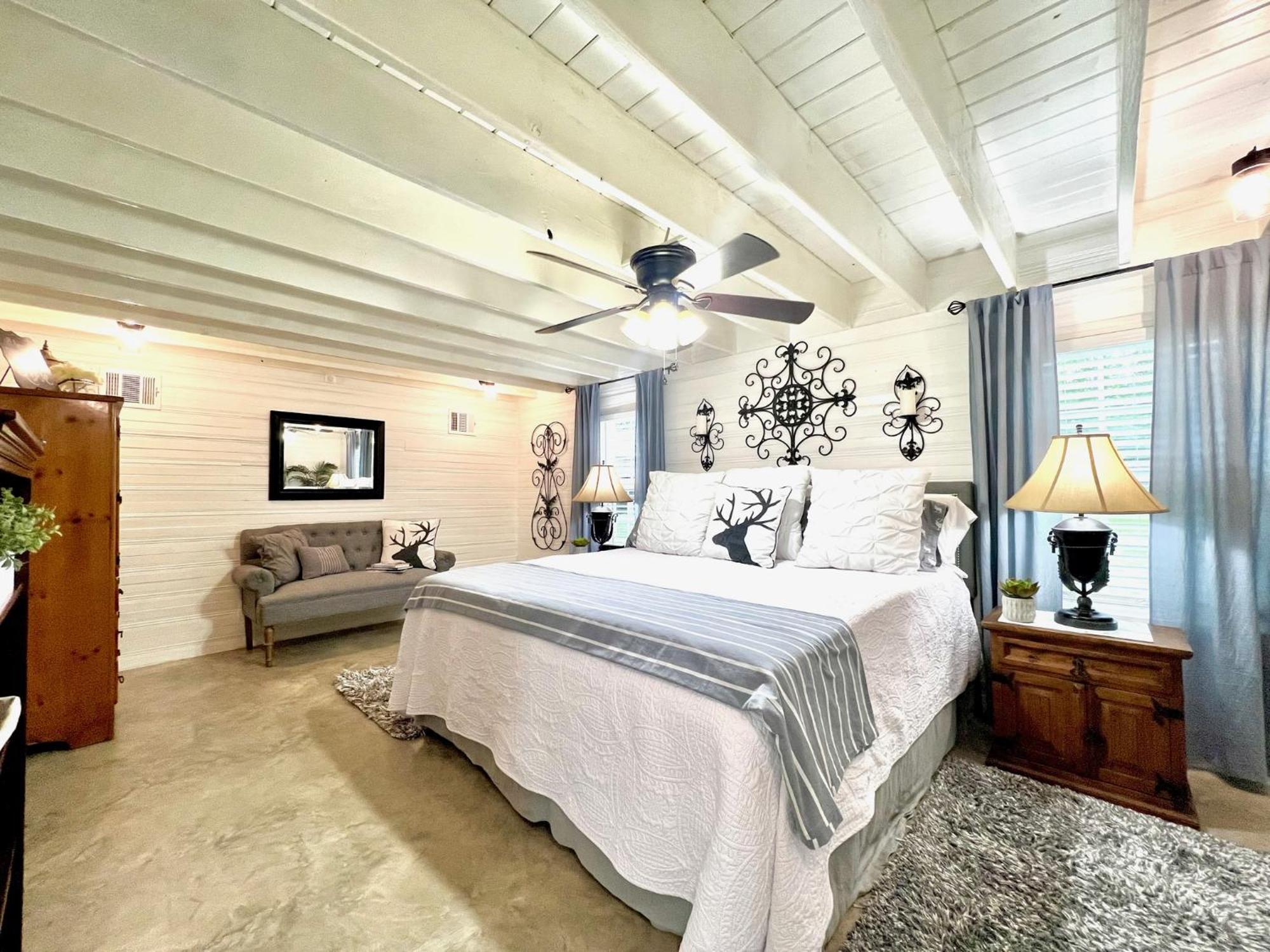 הוילה Platt A Tranquil Retreat Loaded With Ambiance! Sleeps 10 מראה חיצוני תמונה